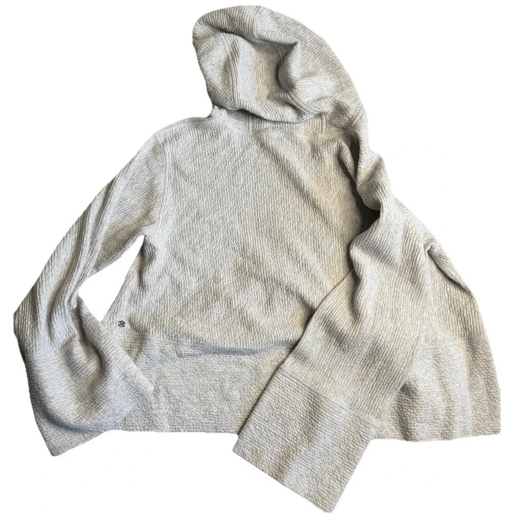 WOMENS LULULEMON RETREAT YOURSELF HOODIE HEATHERED LIGHT GREY NIMBUS SZ MED‎
